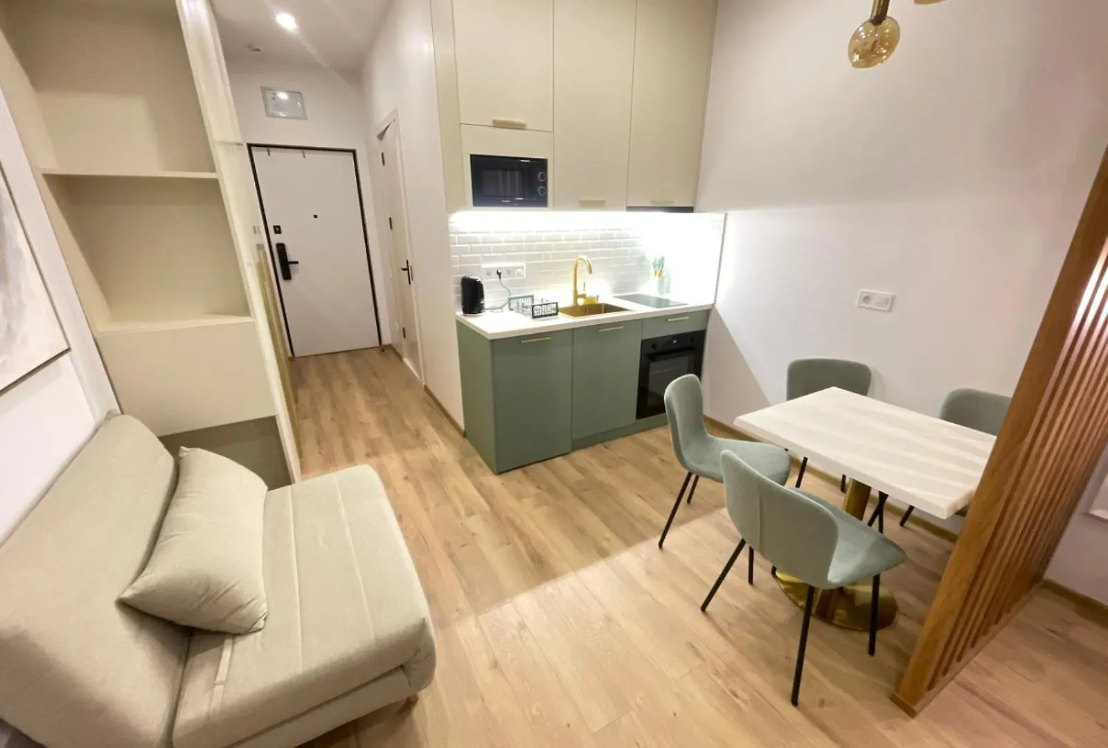 Paradise Apartments Solis Residence 바투미