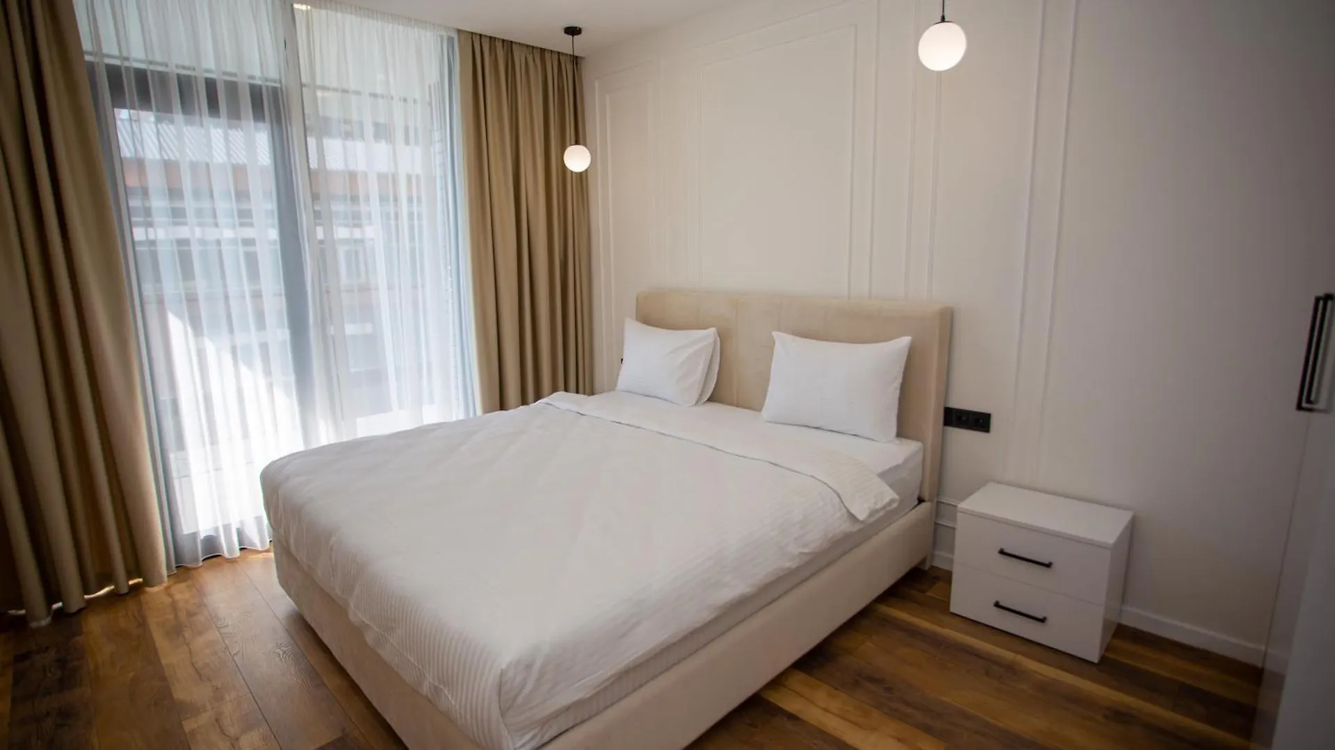 Paradise Apartments Solis Residence 바투미